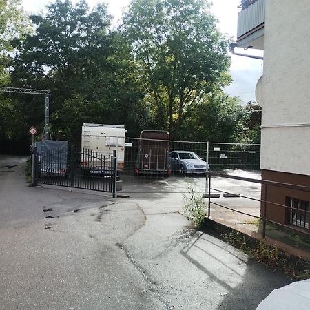 Ruhiges Und Klimatisiertes Apartment Stuttgart Exterior photo